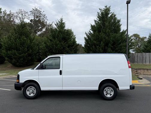 2017 Chevrolet Express 2500 Work Van