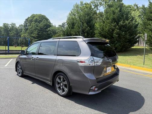 2017 Toyota Sienna SE Premium