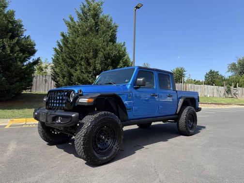 Hydro Blue Pearlcoat 2022 Jeep Gladiator Sport
