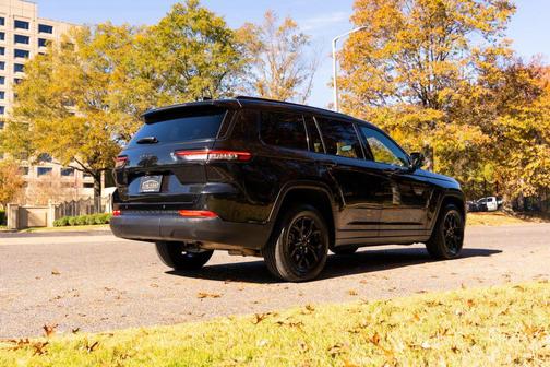 2024 Jeep Grand Cherokee L Altitude
