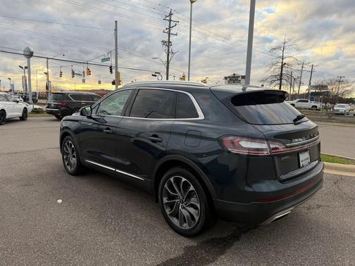 2022 Lincoln Nautilus Reserve