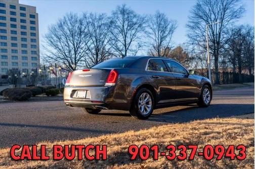 2015 Chrysler 300 Limited