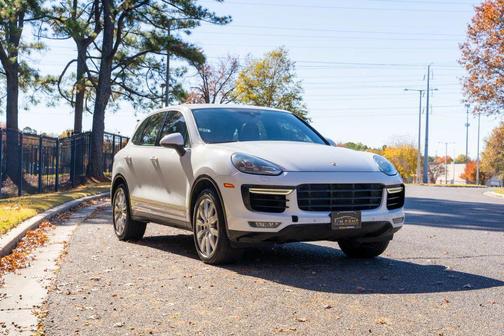 2015 Porsche Cayenne Turbo