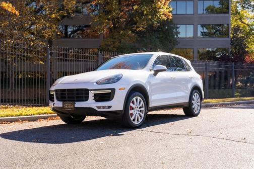 2015 Porsche Cayenne Turbo