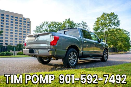 2017 Nissan Titan SL