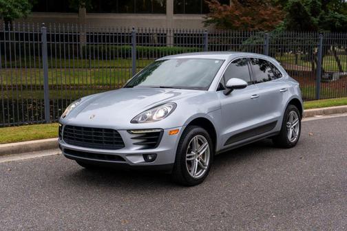 2016 Porsche Macan S