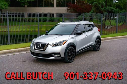 2020 Nissan Kicks SR