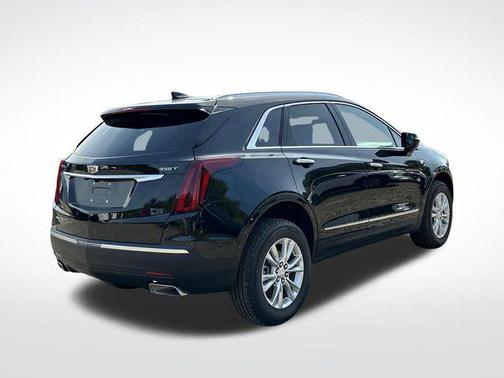 2025 Cadillac XT5 Luxury