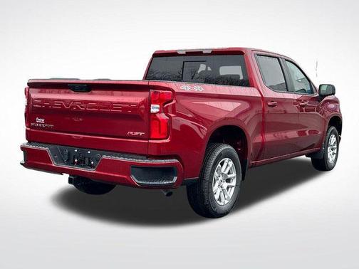 Radiant Red Tintcoat 2026 Chevrolet Silverado 1500 RST