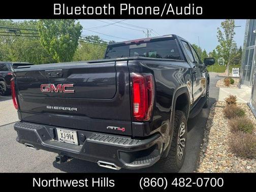 2023 GMC Sierra 1500 AT4