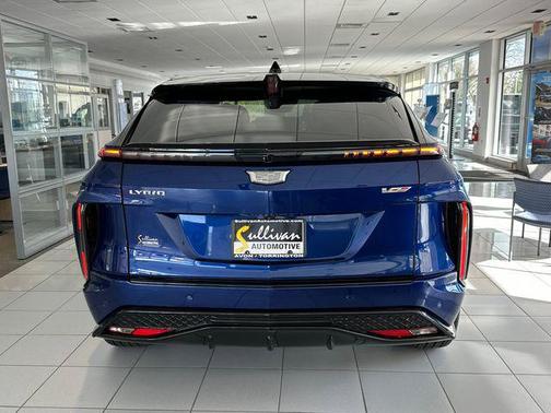 2026 Cadillac LYRIQ V Premium