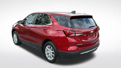 Radiant Red Tintcoat 2023 Chevrolet Equinox 1LT