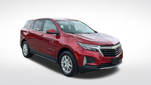 Radiant Red Tintcoat 2023 Chevrolet Equinox 1LT
