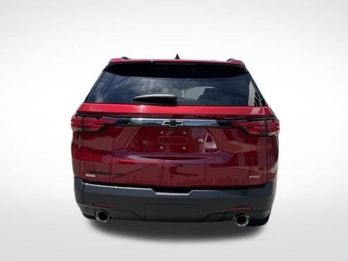 Radiant Red Tintcoat 2024 Chevrolet Traverse RS