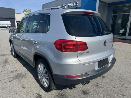 2016 Volkswagen Tiguan SE