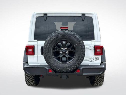 Bright White Clearcoat 2026 Jeep Wrangler Willys