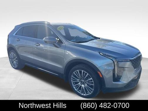 2025 Cadillac XT4 Premium Luxury