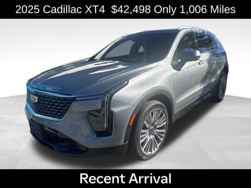 2025 Cadillac XT4 Premium Luxury