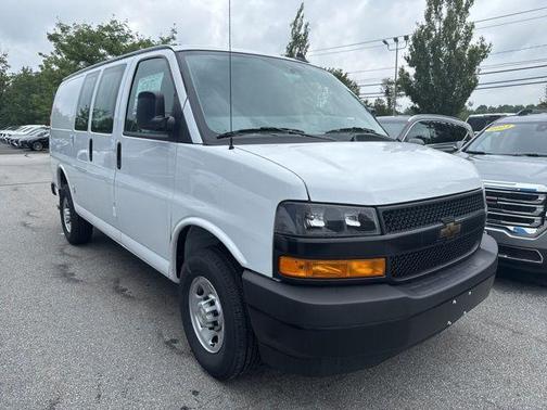 2024 Chevrolet Express 2500 RWD 2500 Regular Wheelbase WT