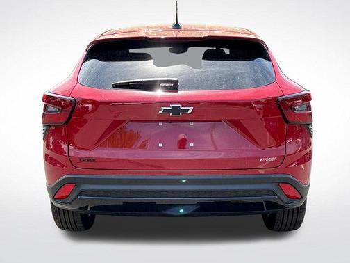 Apex Red 2026 Chevrolet Trax FWD 1RS
