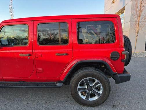 2023 Jeep Wrangler 4-Door Sahara 4x4