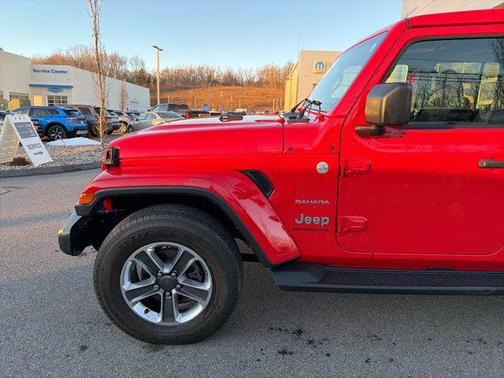 2023 Jeep Wrangler 4-Door Sahara 4x4