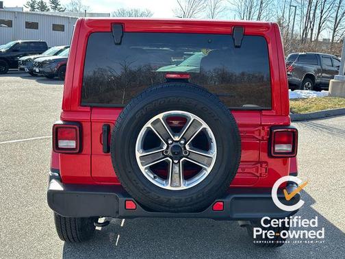 2023 Jeep Wrangler 4-Door Sahara 4x4