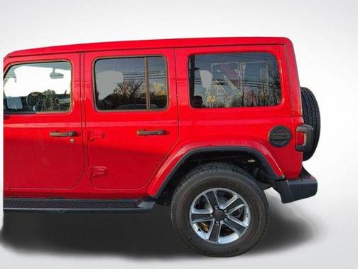 2023 Jeep Wrangler 4-Door Sahara 4x4
