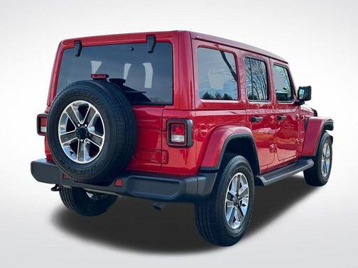 2023 Jeep Wrangler 4-Door Sahara 4x4