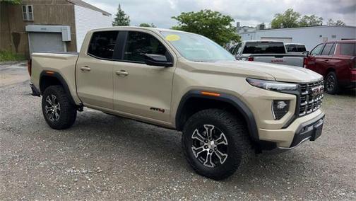2024 GMC Canyon Base