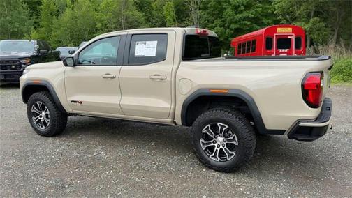 2024 GMC Canyon Base