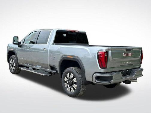 2025 GMC Sierra 3500 Denali