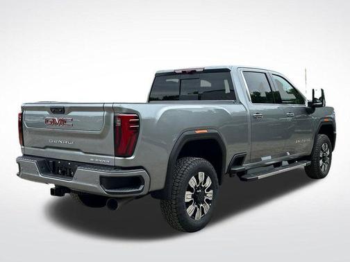 2025 GMC Sierra 3500 Denali