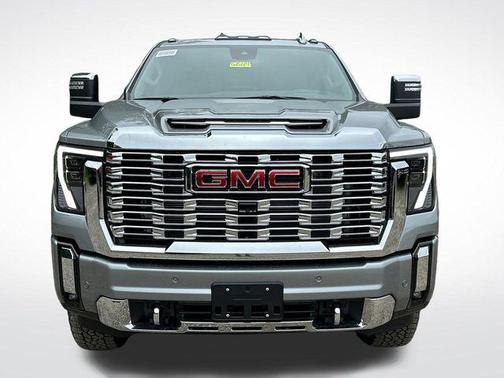 2025 GMC Sierra 3500 Denali