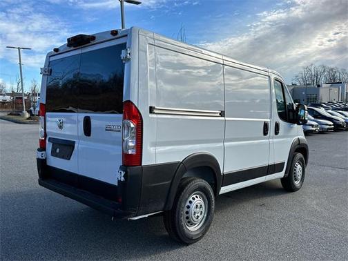 2025 RAM ProMaster 1500 Low Roof