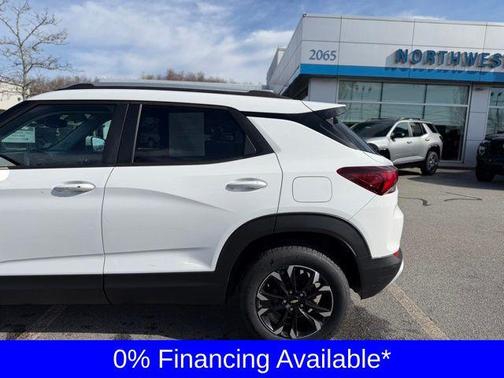 Summit White 2021 Chevrolet Trailblazer LT