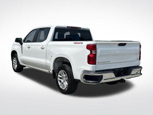 Summit White 2023 Chevrolet Silverado 1500 LT