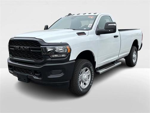 2024 RAM 2500 Tradesman Regular Cab 4x4 8' Box