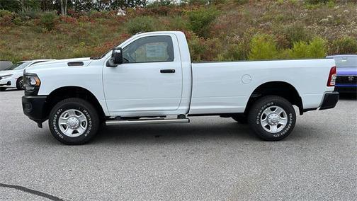2024 RAM 2500 Tradesman Regular Cab 4x4 8' Box