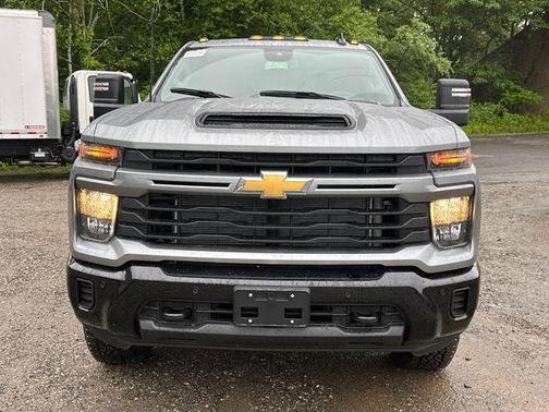 2025 Chevrolet Silverado 2500 Custom