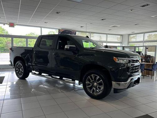 2025 Chevrolet Silverado 1500 LT