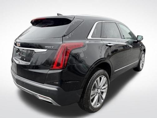 Stellar Black Metallic 2024 Cadillac XT5 Premium Luxury