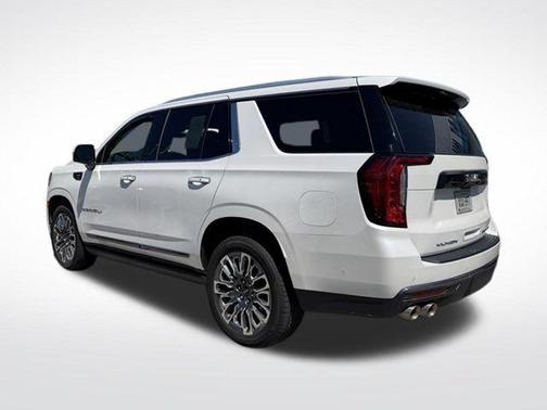 White Frost Tricoat 2023 GMC Yukon Denali Ultimate