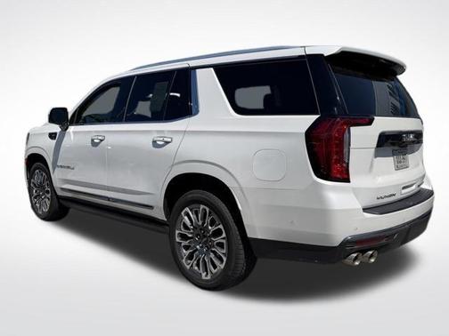White Frost Tricoat 2023 GMC Yukon Denali Ultimate