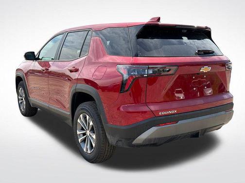 Radiant Red Tintcoat 2026 Chevrolet Equinox 1LT