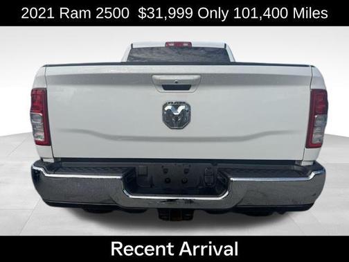 2021 RAM 2500 Big Horn Crew Cab 4x4 6'4' Box