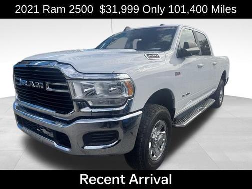 2021 RAM 2500 Big Horn Crew Cab 4x4 6'4' Box
