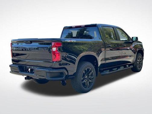 Black 2026 Chevrolet Silverado 1500 Custom