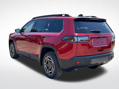 Red Hot Pearlcoat 2026 Jeep Cherokee Limited