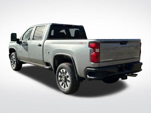 2026 Chevrolet Silverado 2500 Custom